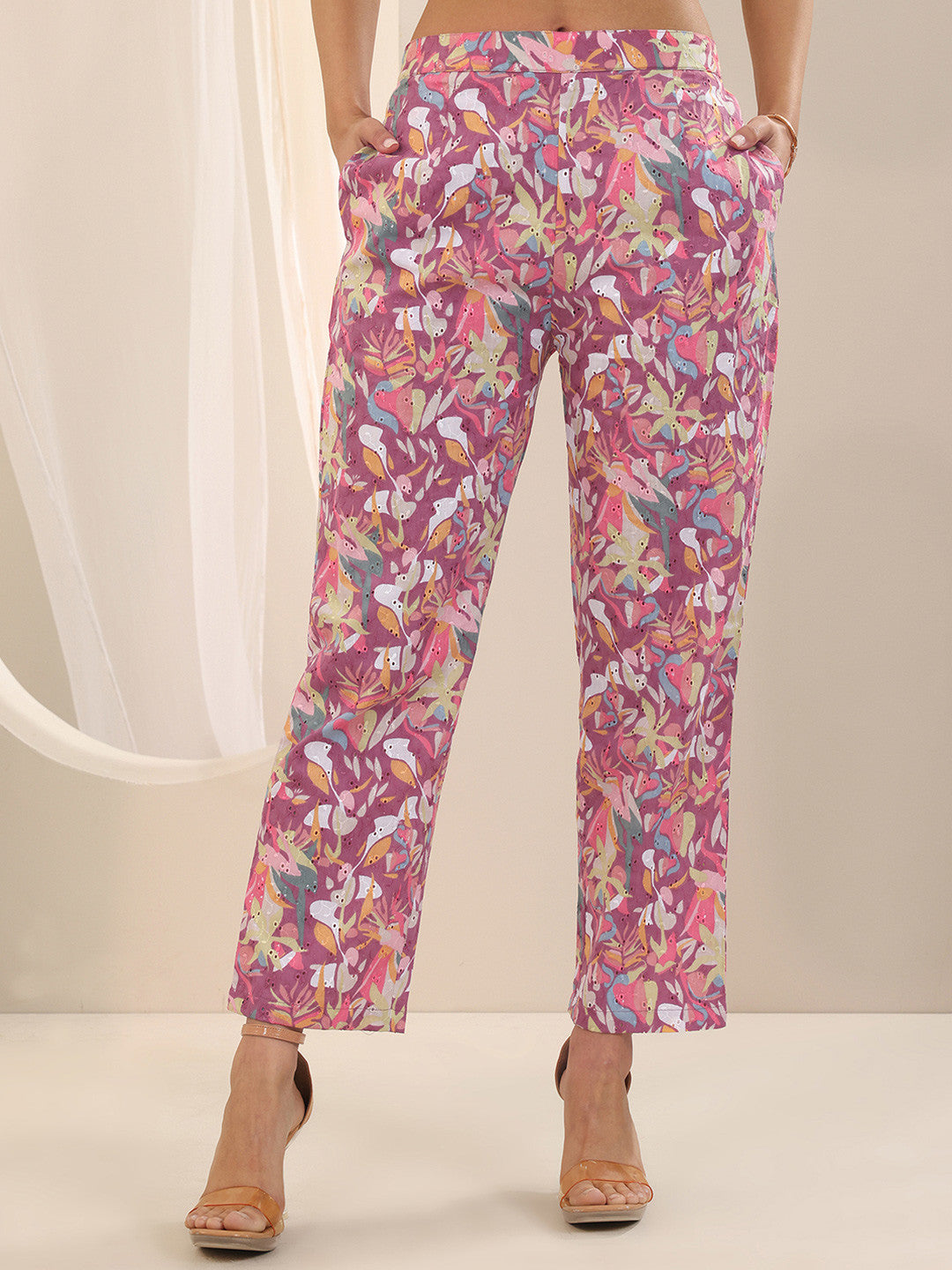 Women Floral Printed Regular Thread Work Kurta with Trousers