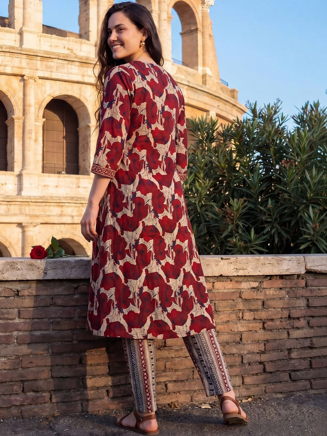 Women Floral Printed Regular Pure Cotton Kurta with Trousers