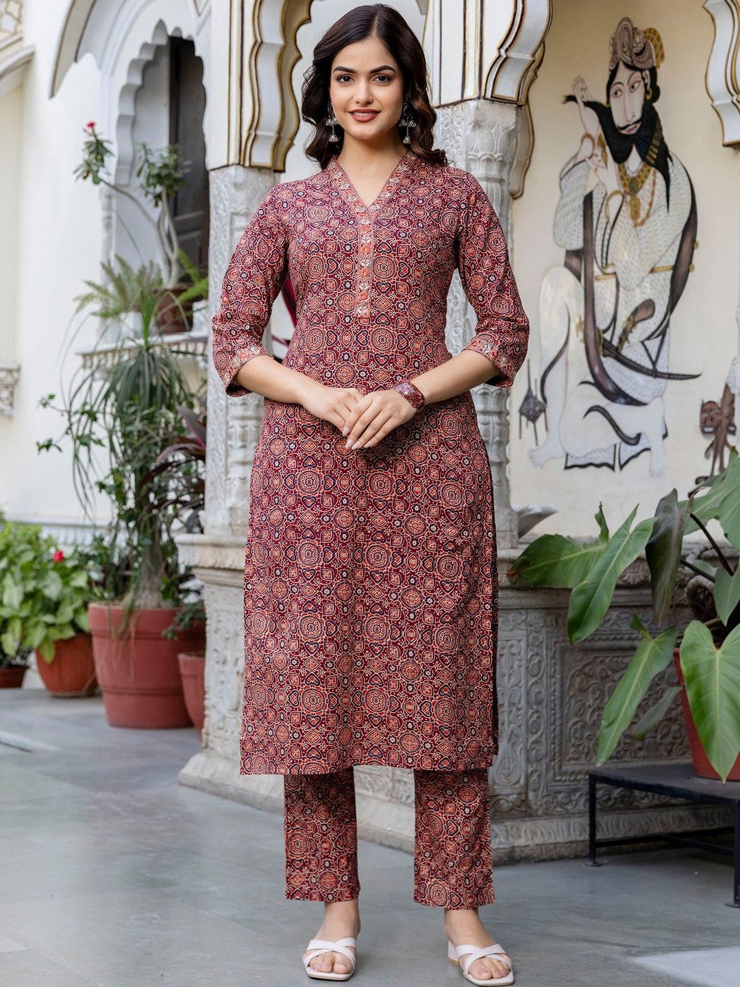 Women Ethnic Motifs Printed Regular Thread Work Pure Cotton Kurta with Trousers