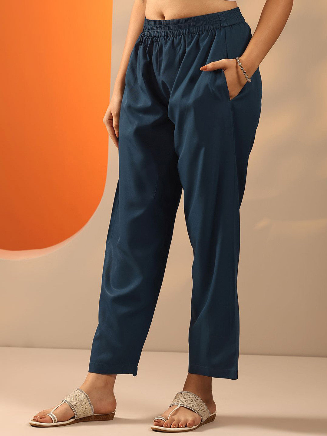 Women Floral Printed Kurta with Trouser & Dupatta