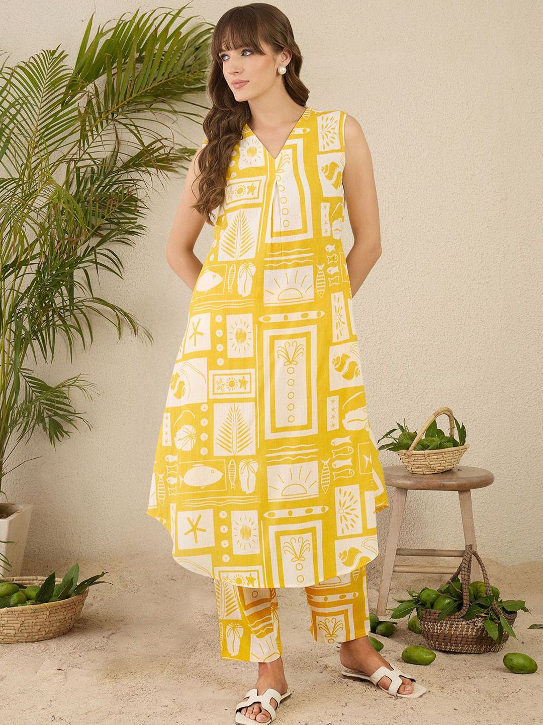 Dhiyona IE Women Ethnic Motifs Printed Pleated Pure Cotton Kurta with Trousers