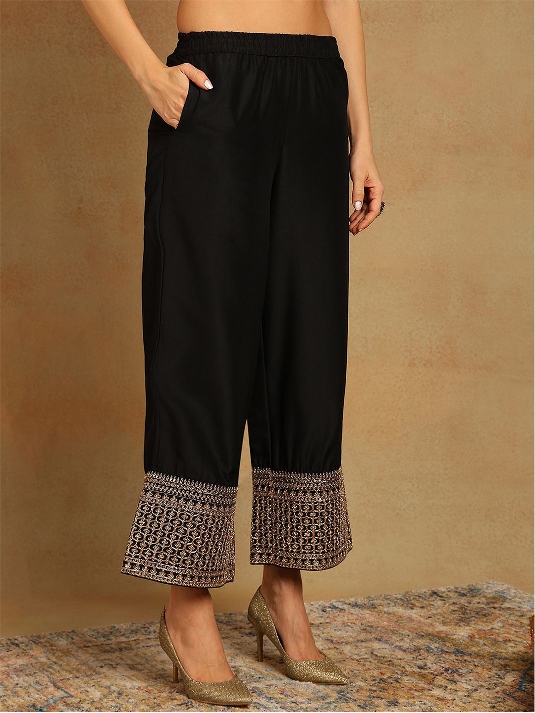 Dhiyona KL Ethnic Motifs Embroidered Regular Sequinned Kurta with Palazzos & Dupatta