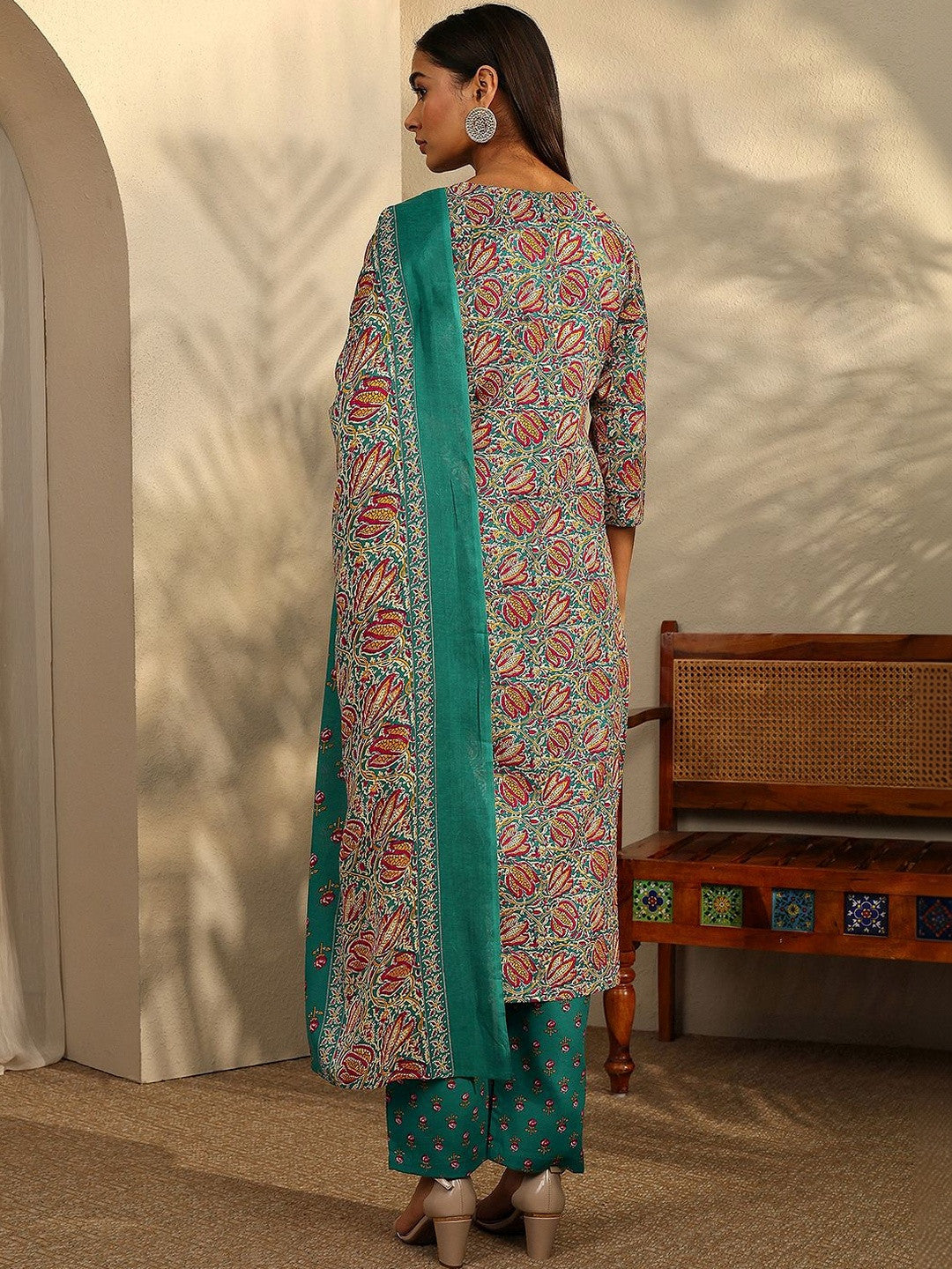 Women Ethnic Motifs Printed Regular Kurta with Trousers & With Dupatta