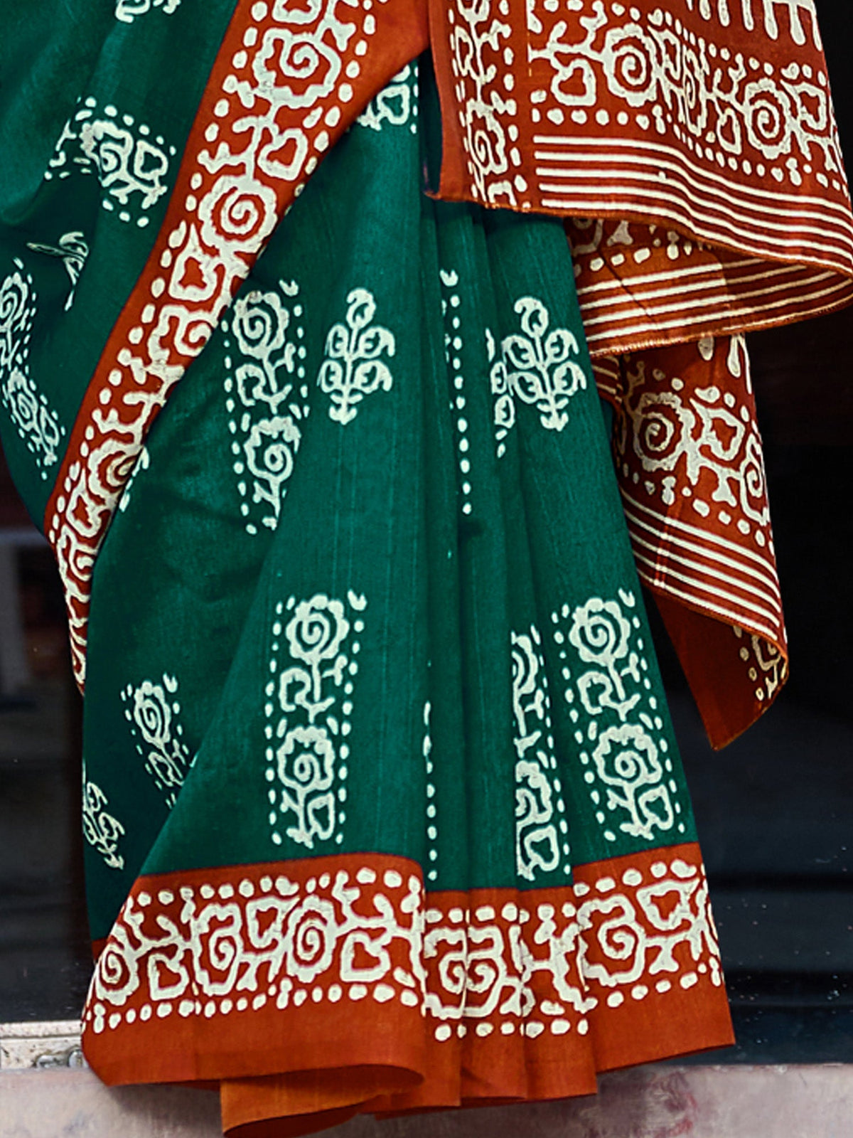 Women's Bhagalpuri Silk Dark Green Printed Designer Saree With Blouse Piece