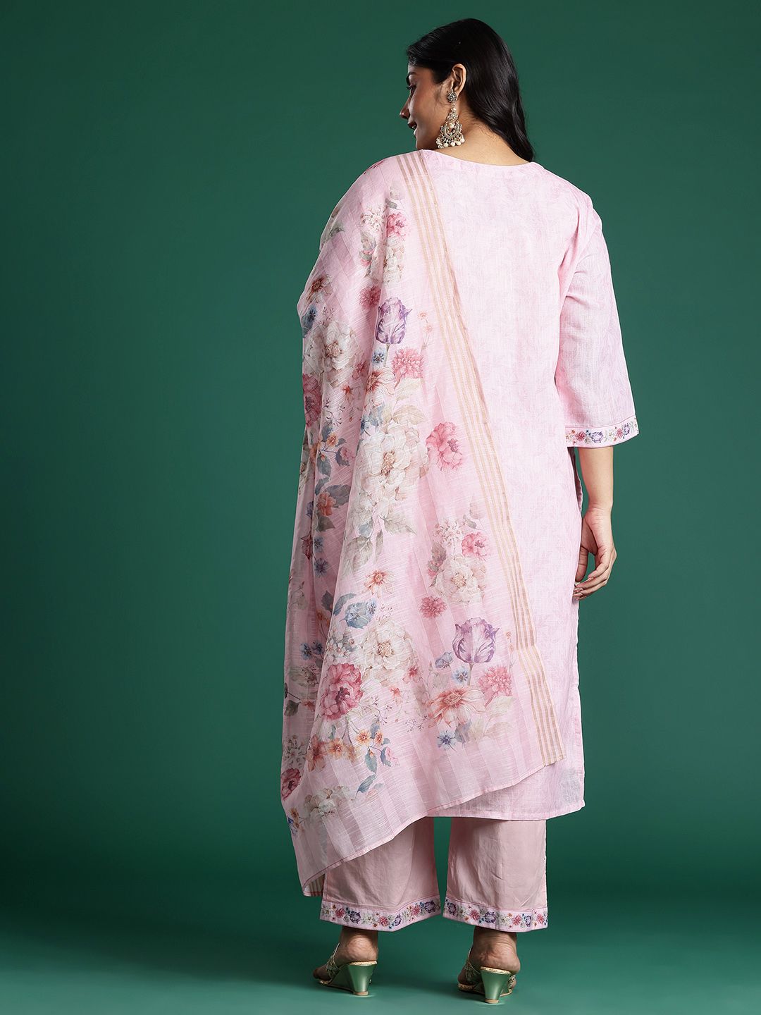 Dhiyona Women's Plus Size Floral Print Thread Work Kurta with Palazzos & Dupatta