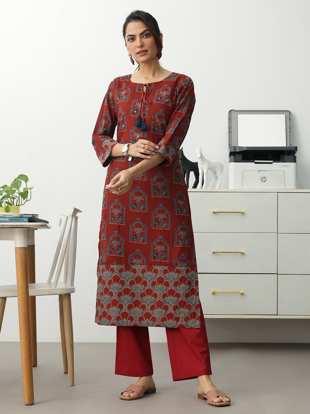Women Ethnic Motifs Printed Regular Cotton Blend Kurta with Trousers