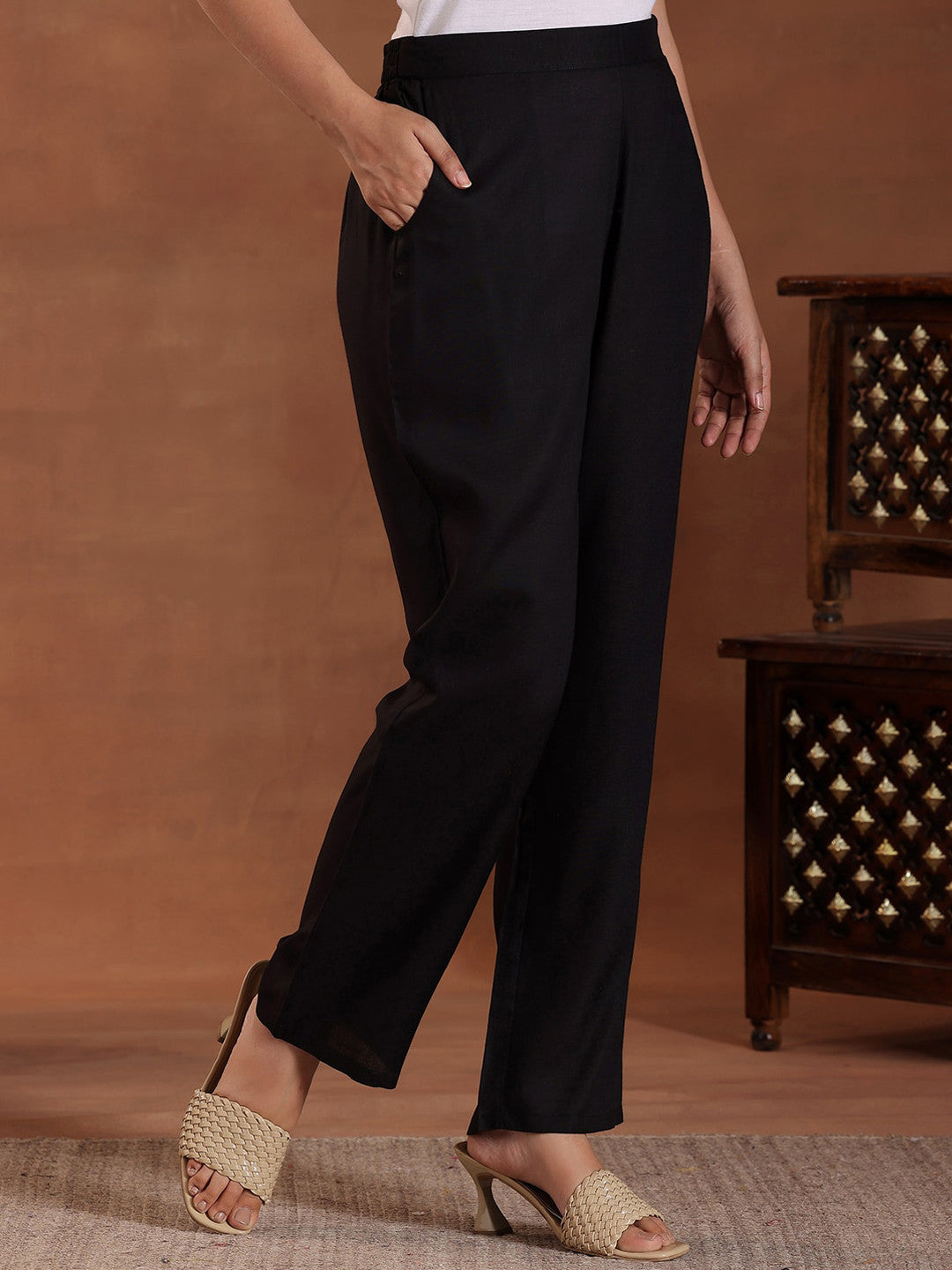 Panelled Thread Work A-Line Kurta With Trousers