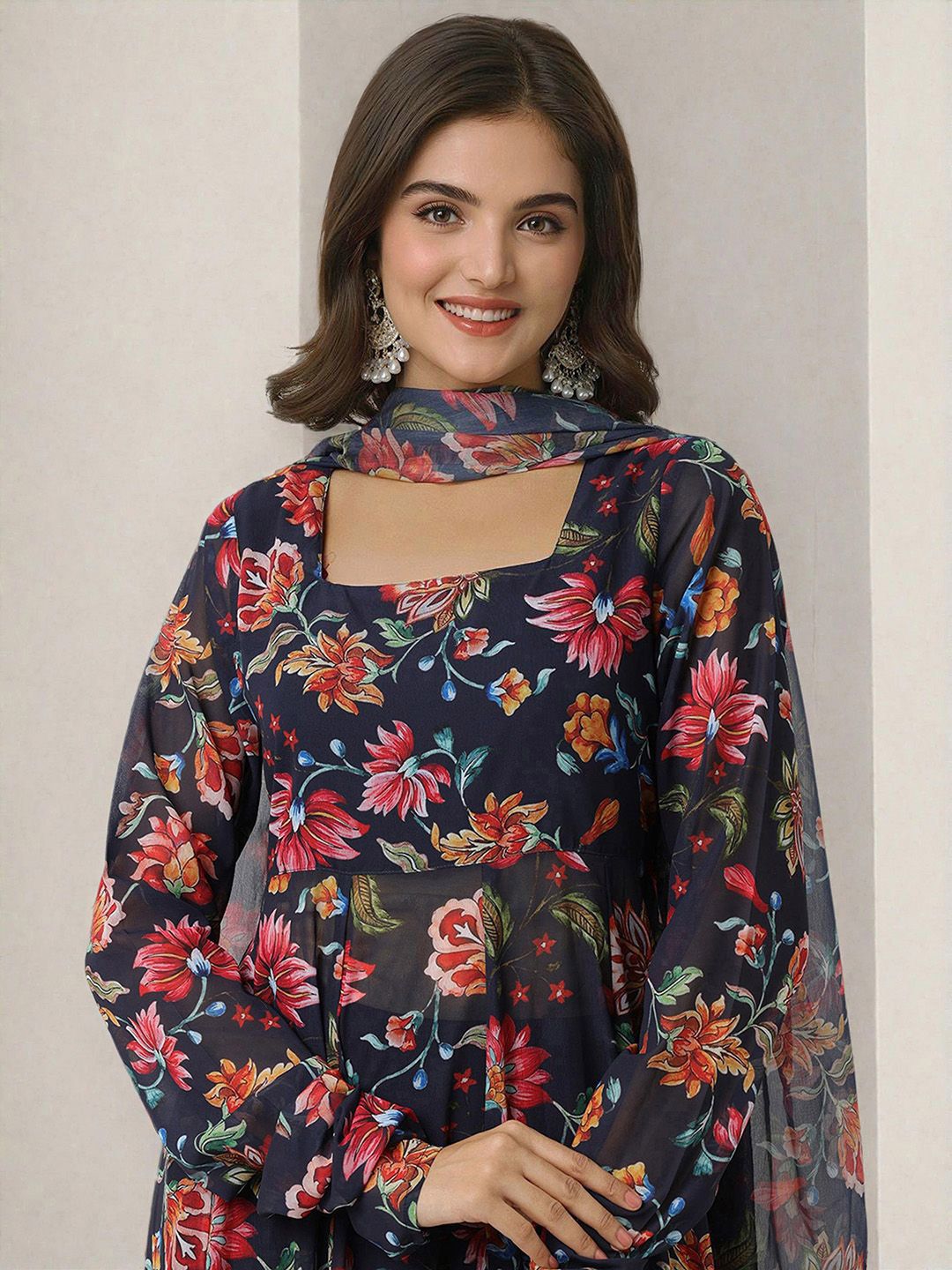 Dhiyona IS Women's Women Floral Printed Regular Kurta with Trousers & With Dupatta