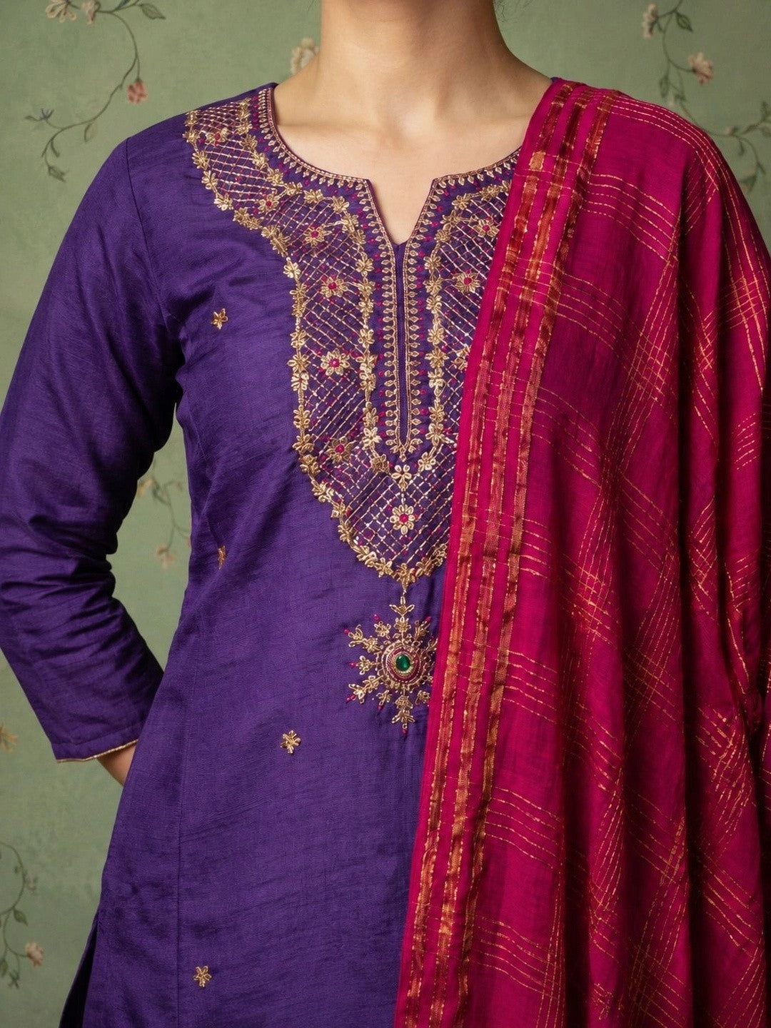 Women Ethnic Motifs Embroidered Regular Thread Work Kurta with Trousers & With Dupatta