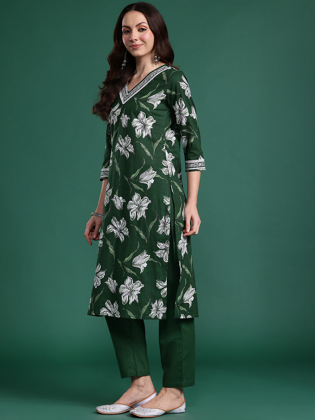 Floral Printed Regular Pure Cotton Kurta with Trousers & Dupatta