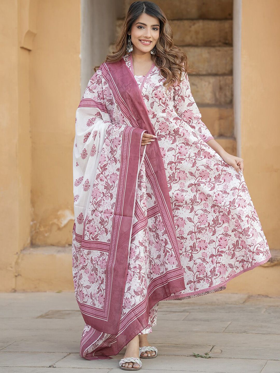 Dhiyona KL Floral Printed Regular Thread Work Pure Cotton Kurta with Trouser & With Dupatta