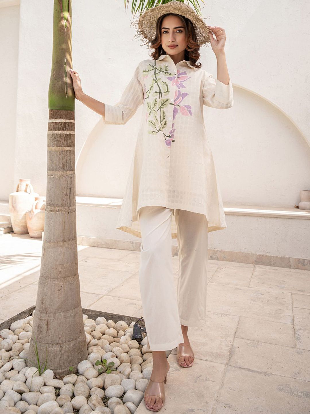 Women Floral Printed Regular Pure Cotton A-Line Kurta with Trousers