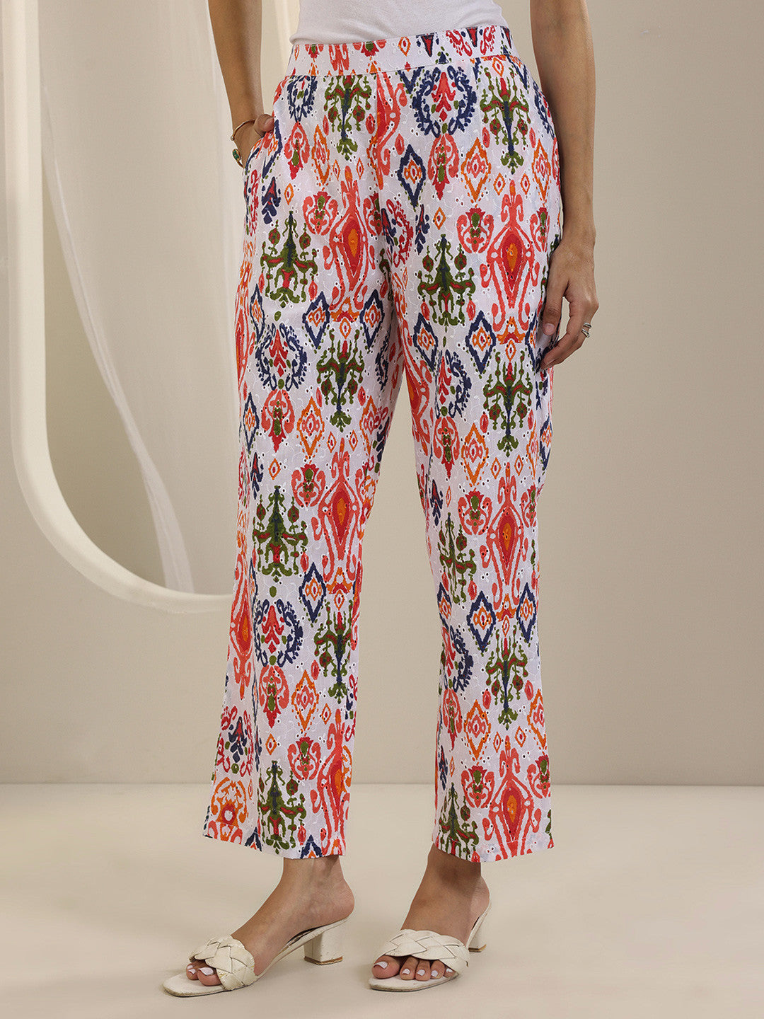 Women Ethnic Motifs Embroidered Regular Thread Work Kurta with Trousers