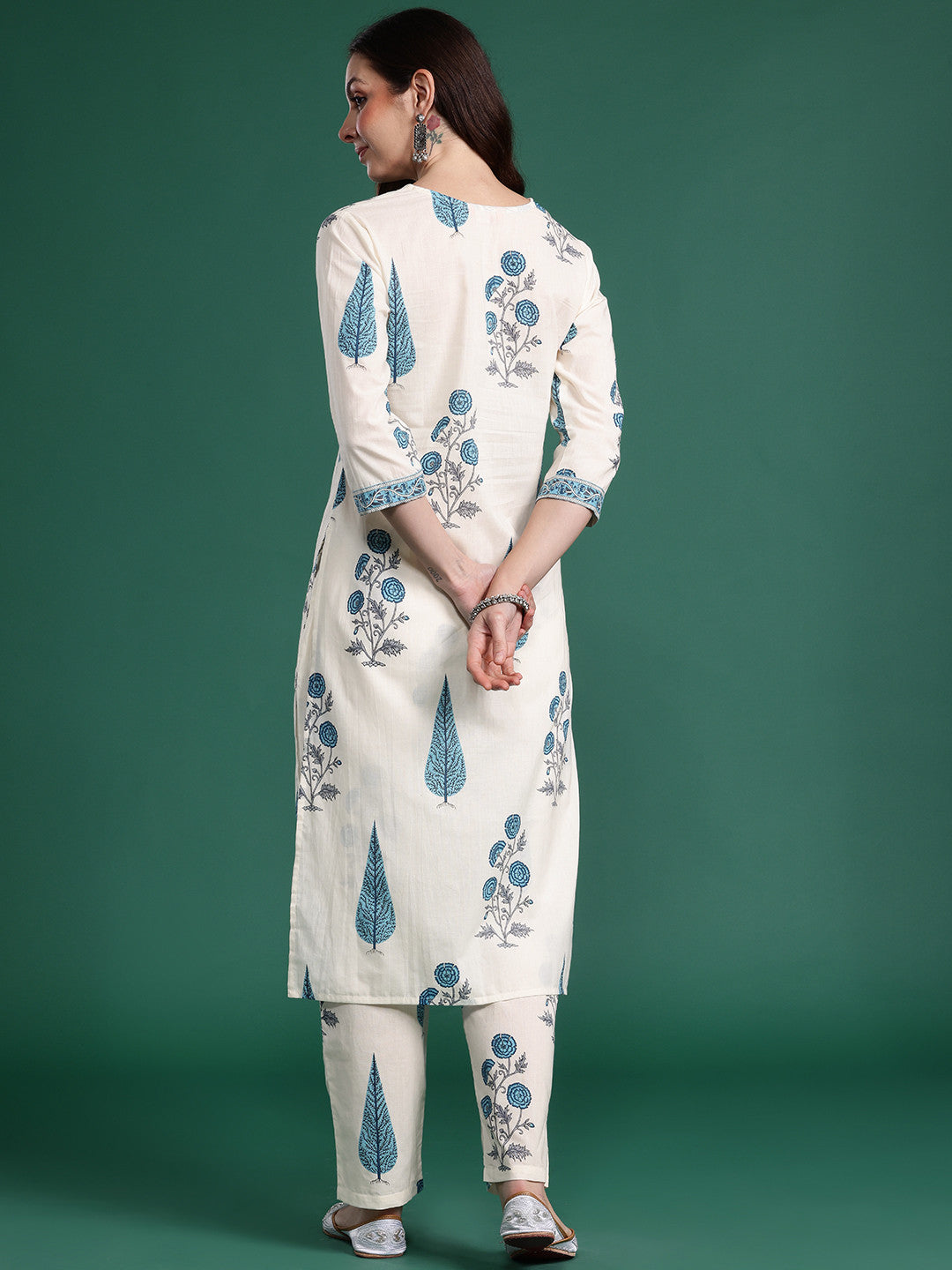 Floral Printed Regular Kurta with Trousers