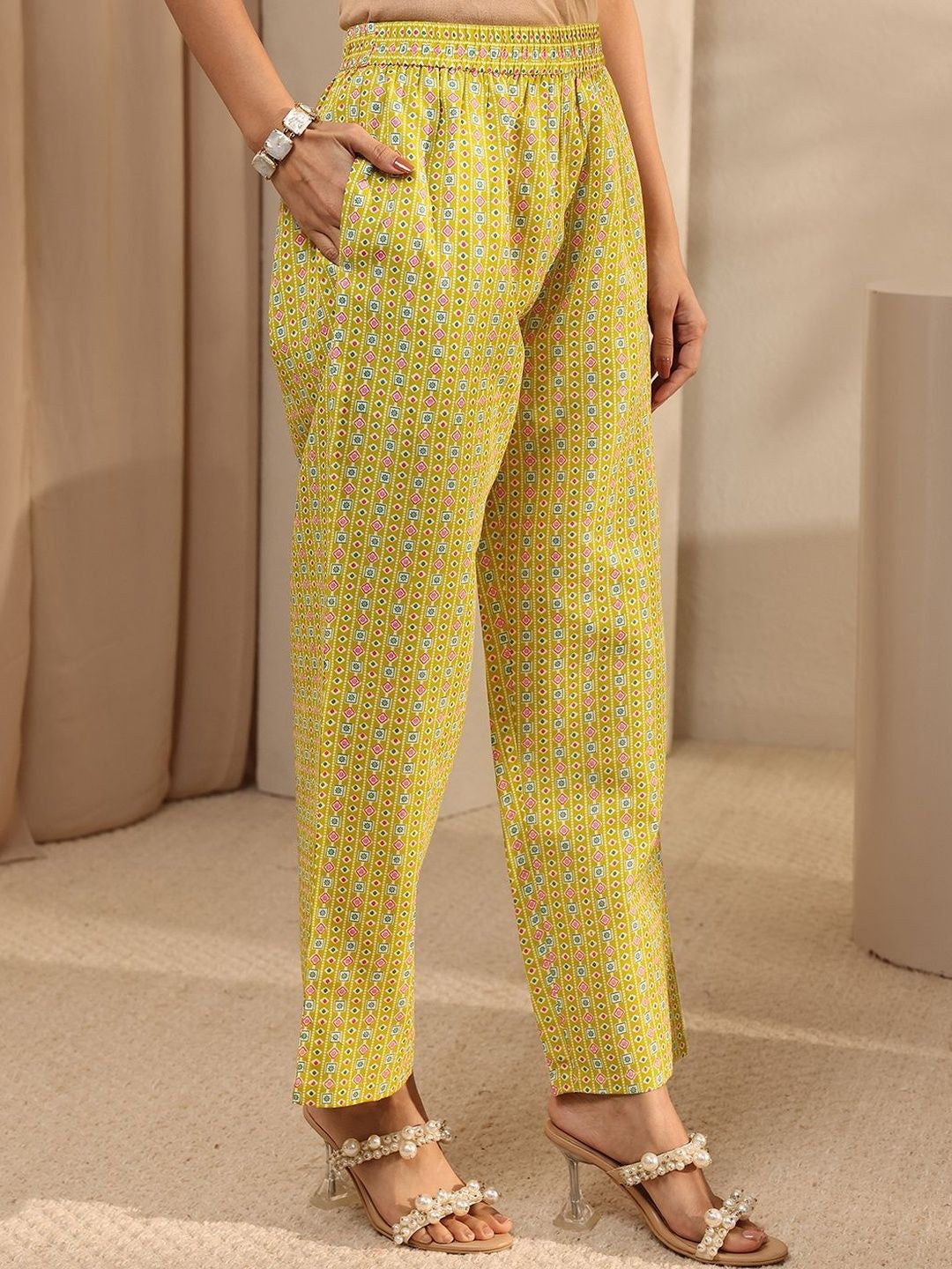 Women Ethnic Motifs Printed Regular Thread Work Kurta with Trousers & With Dupatta