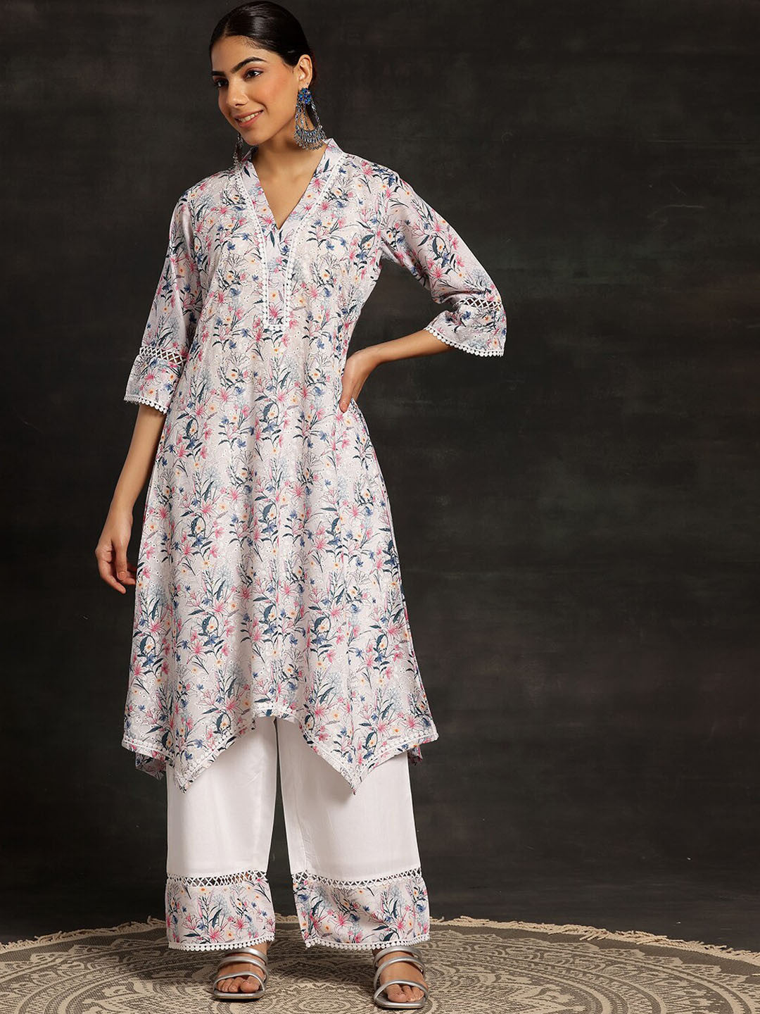 Floral Printed V-Neck Regular Chikankari Kurta with Palazzos