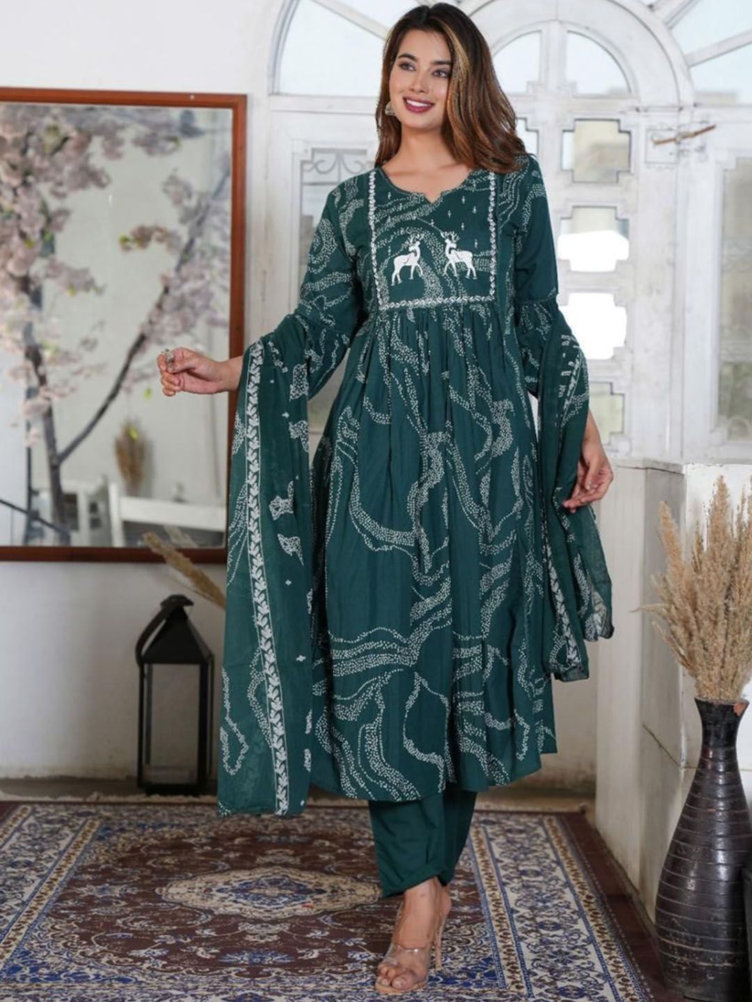 Dhiyona KL Women Printed Regular Pure Cotton Kurta with Trousers & With Dupatta