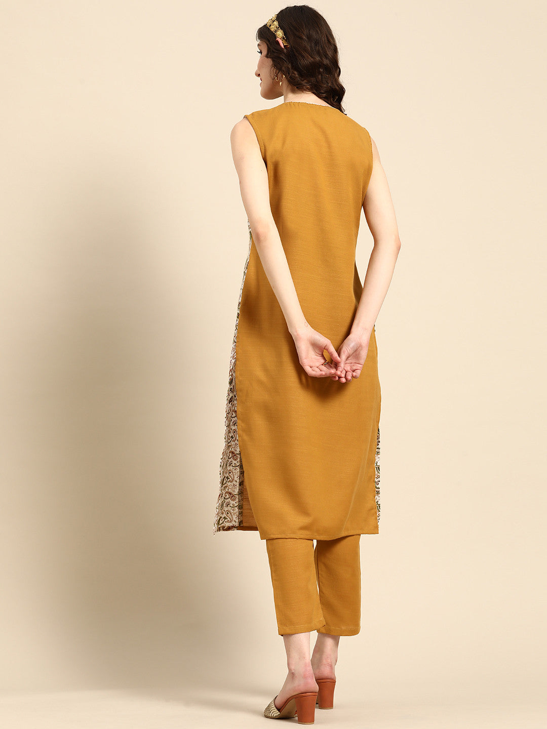 Paisley Printed Kurta with Trousers