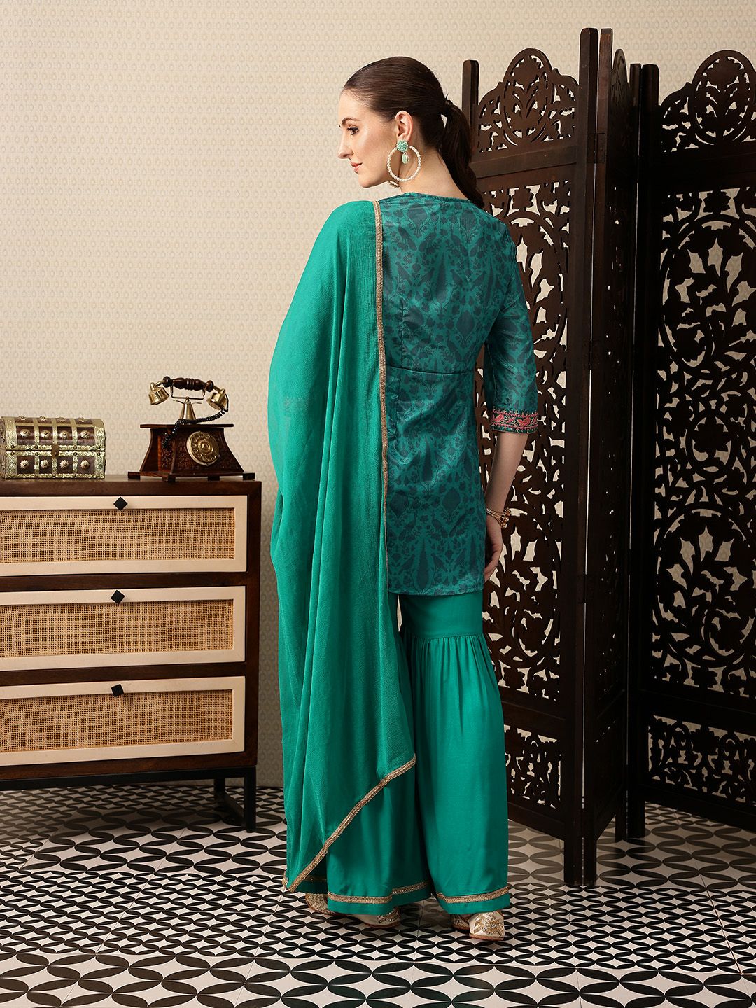 Dhiyona HOP Floral Printed Sequinned Gathered Jashn Kurti With Sharara & Dupatta