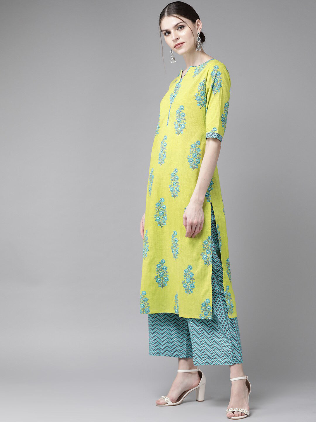 Women Green Floral Printed Pure Cotton Kurta with Trousers & With Dupatta