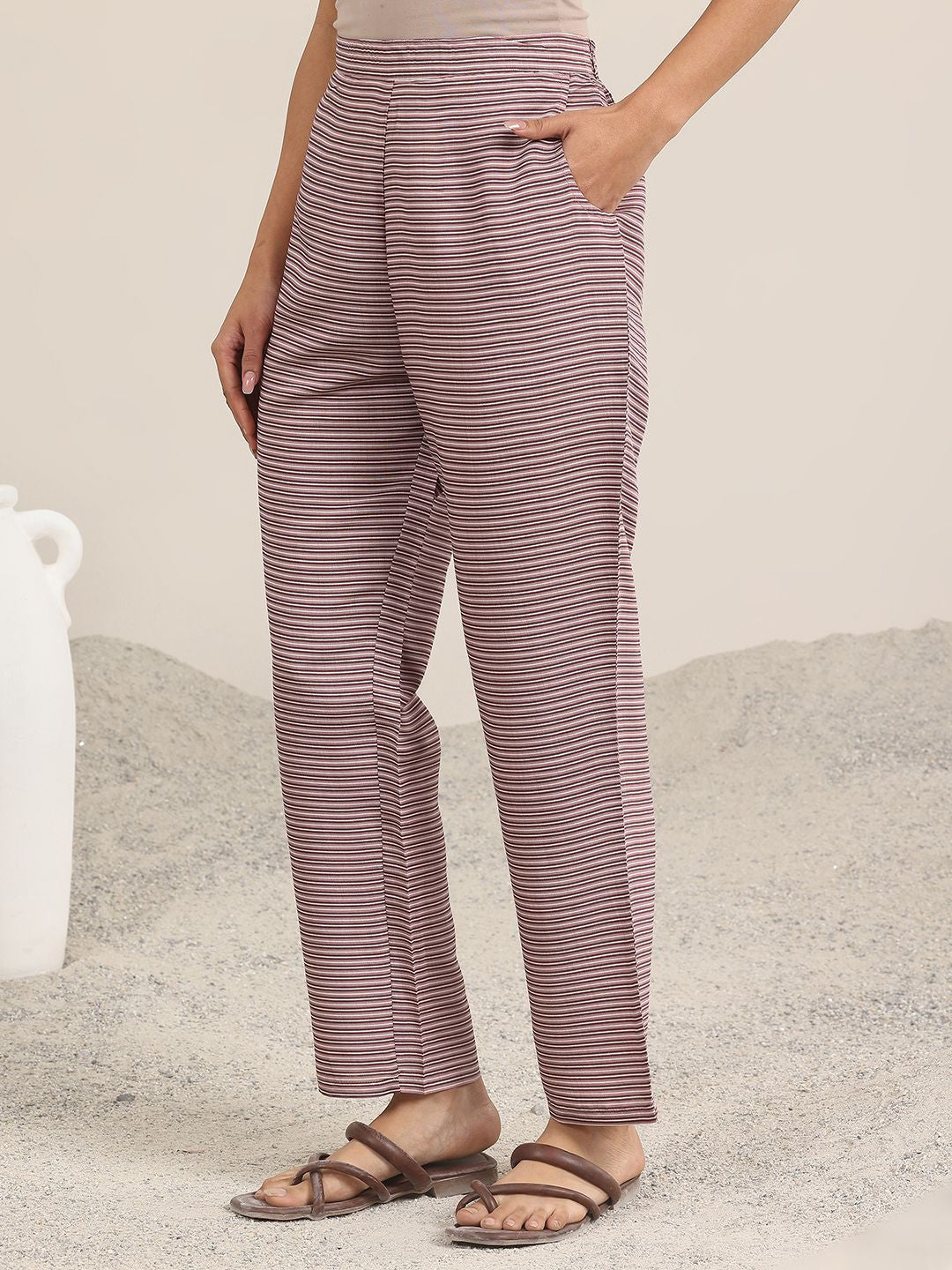 Off White Geometric Printed Sequinned Straight Kurta With Trousers