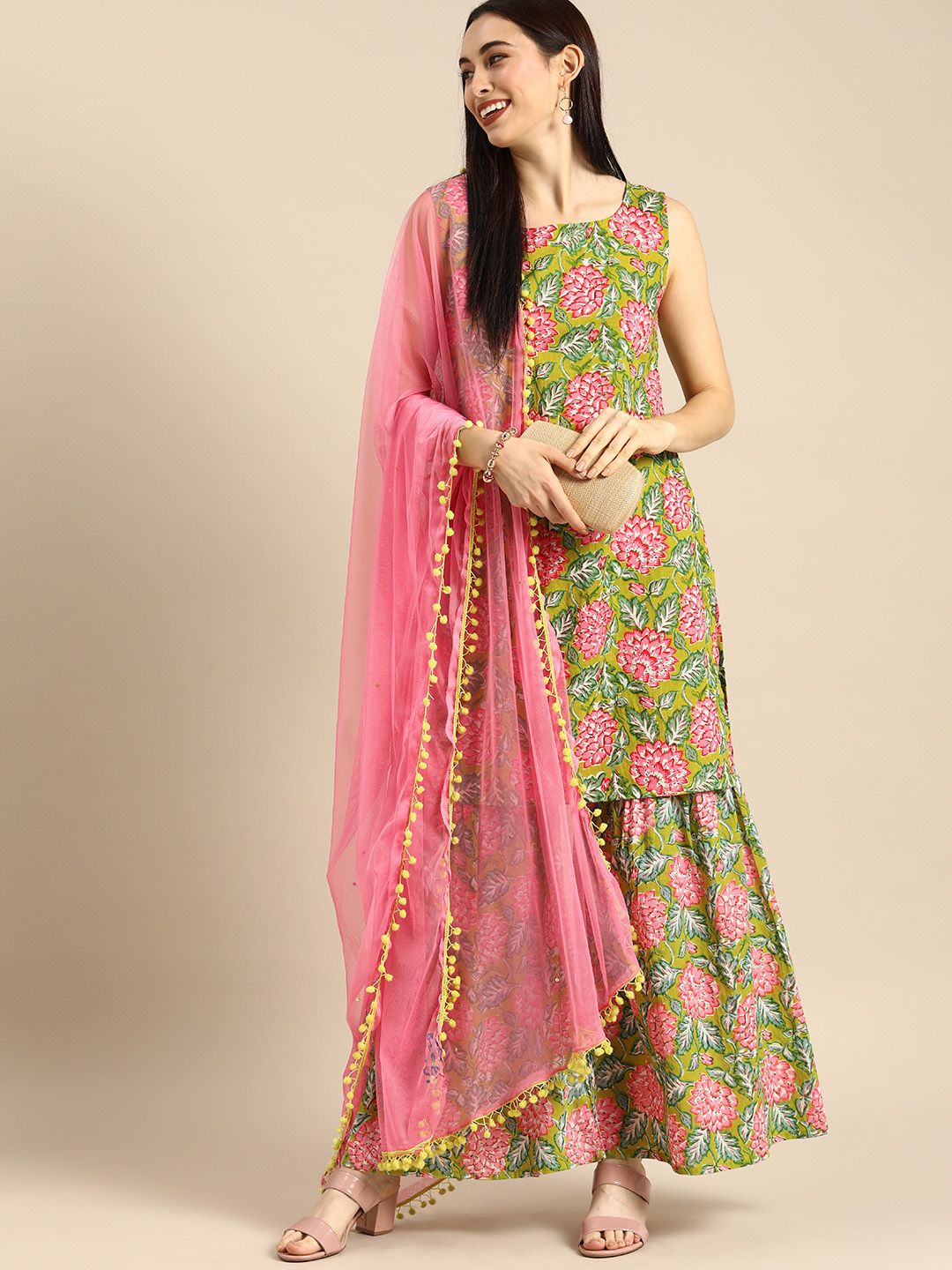 Dhiyona AN Women Green & Pink Floral Printed Kurta with Sharara & Dupatta