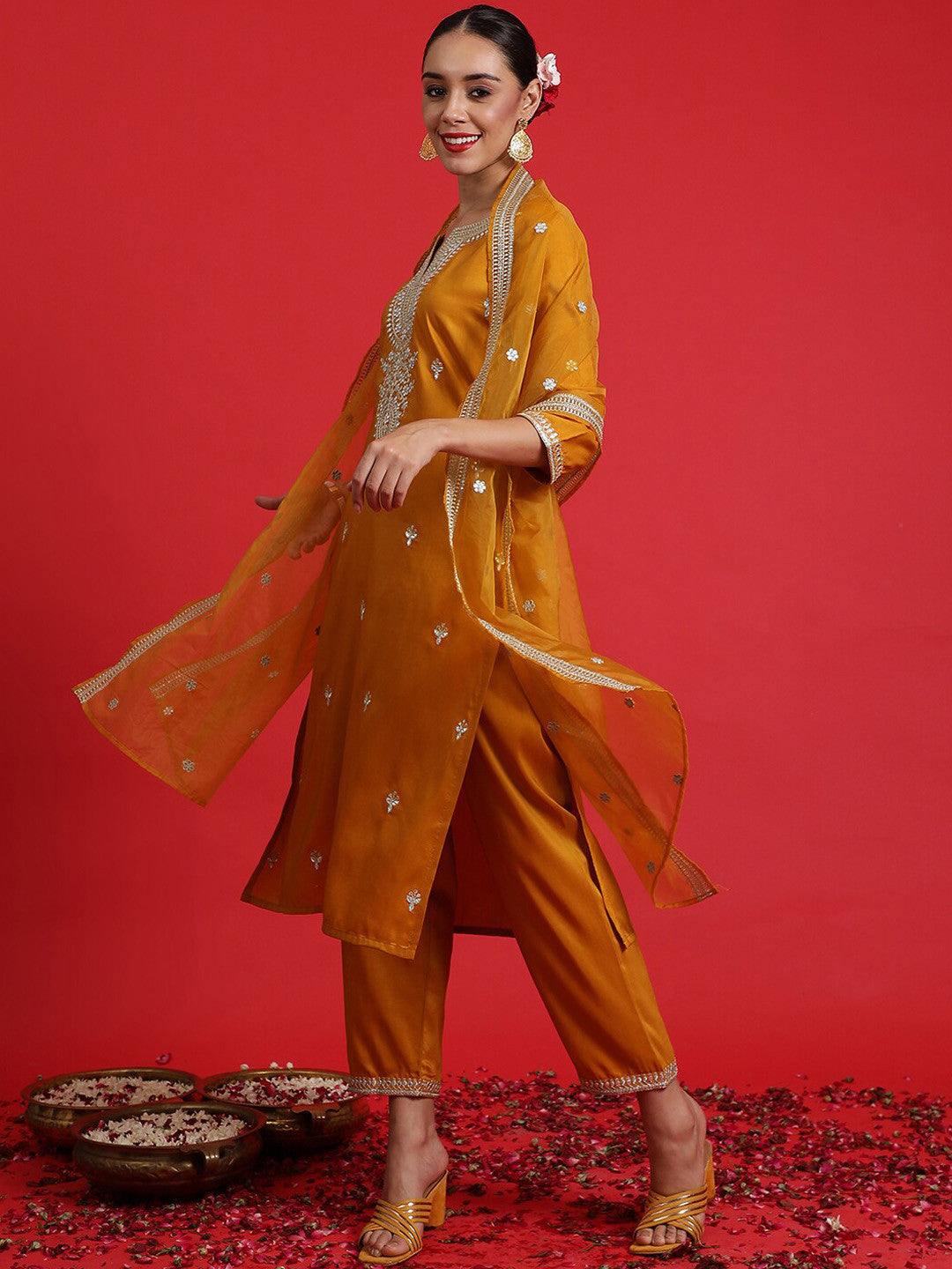 Ethnic Motifs Embroidered Sequinned Straight Kurta & Trousers With Dupatta