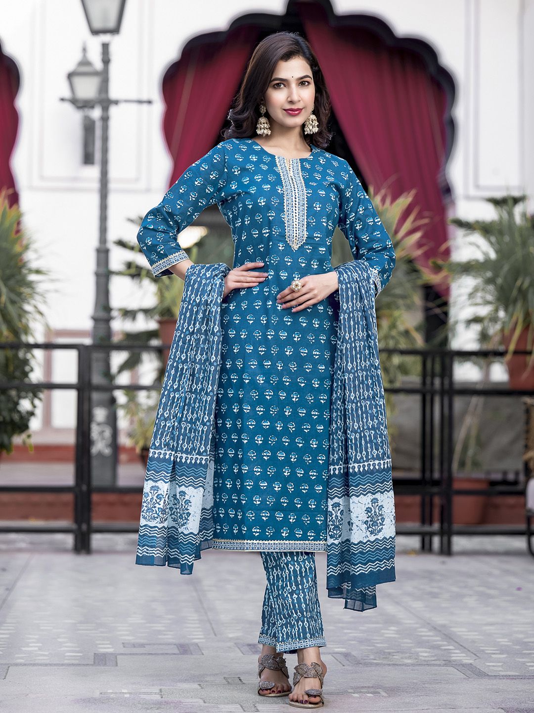 Dhiyona KL Women Turquoise Blue Printed Cotton Kurta with Trousers With Dupatta