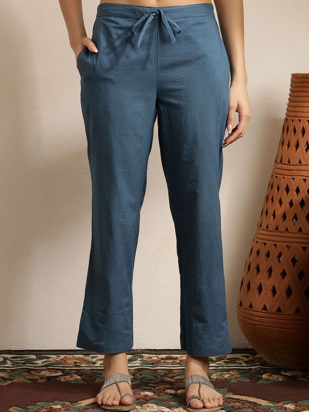 Women Printed Regular Thread Work Pure Cotton Kurta with Trousers & With Dupatta