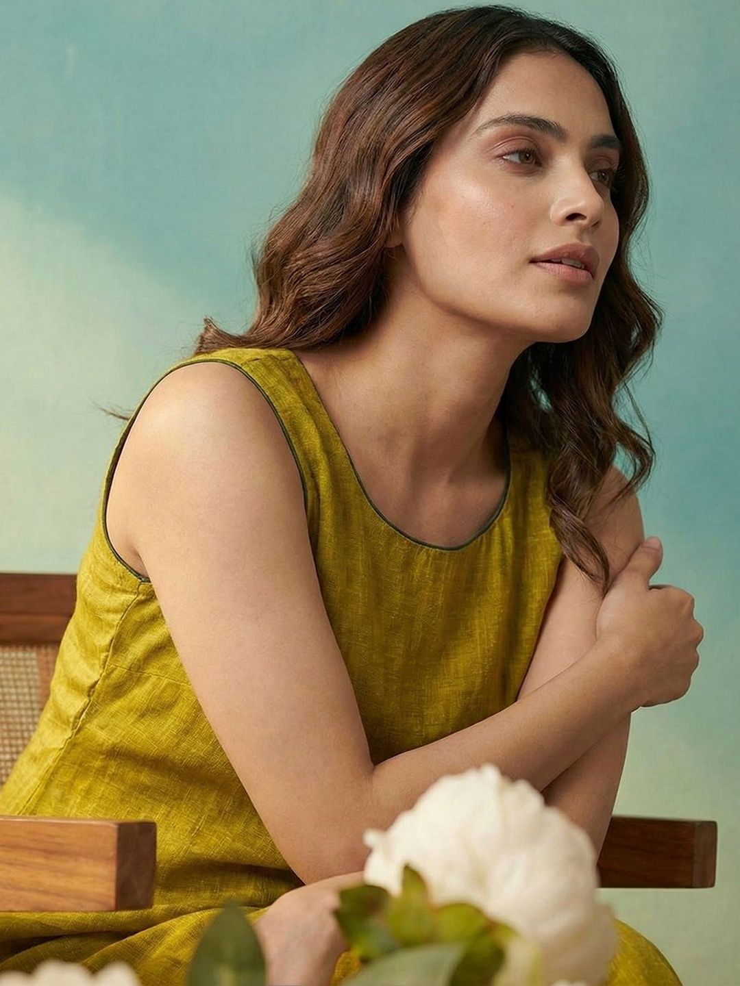 Dhiyona CH Women Dyed Regular Kurta with Palazzos
