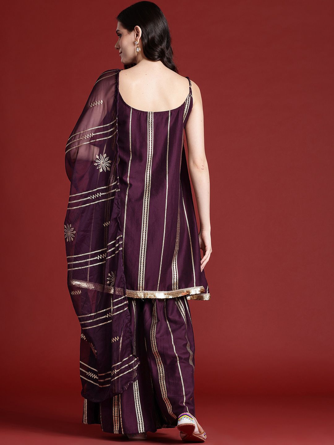 Dhiyona AN Printed Regular Sequinned Kurta With Sharara & Dupatta