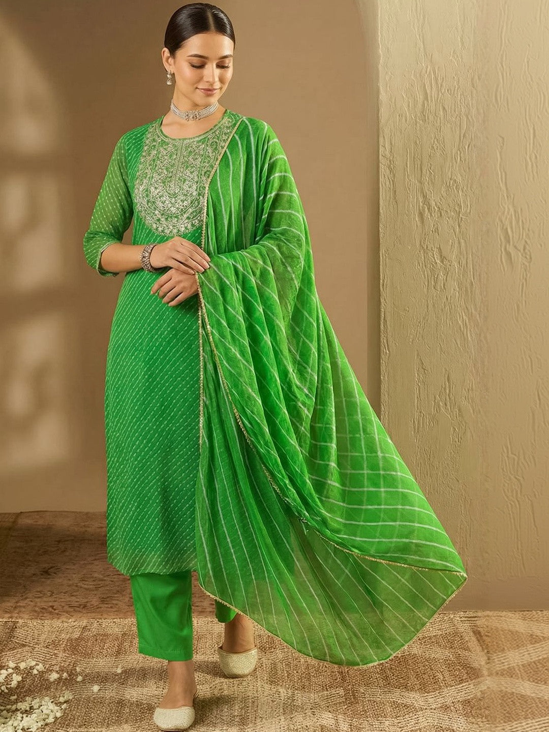 Women Ethnic Motifs Regular Thread Work Kurta with Trousers & With Dupatta