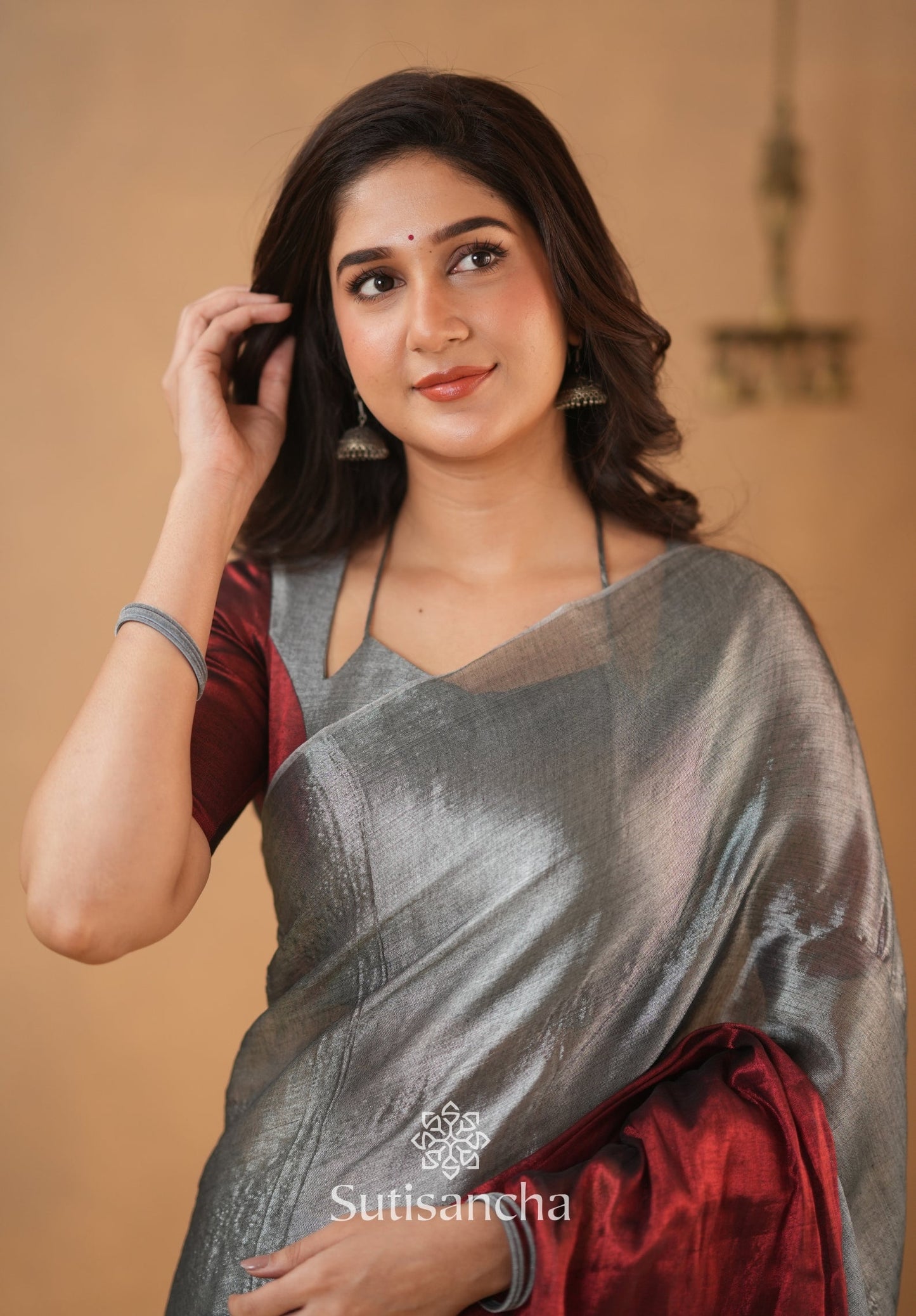 Dhiyona SS Regal Split Elegance Handloom Tissue Cotton Saree