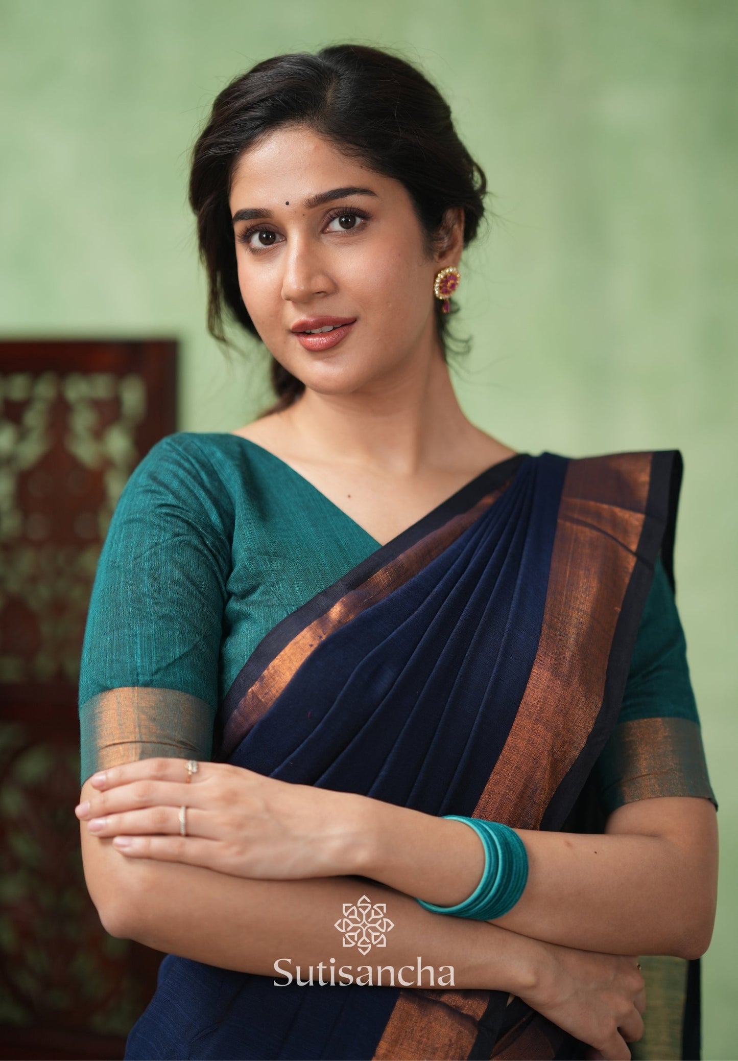 Dhiyona SS Royal Roots Revived Golden Border Cotton Saree