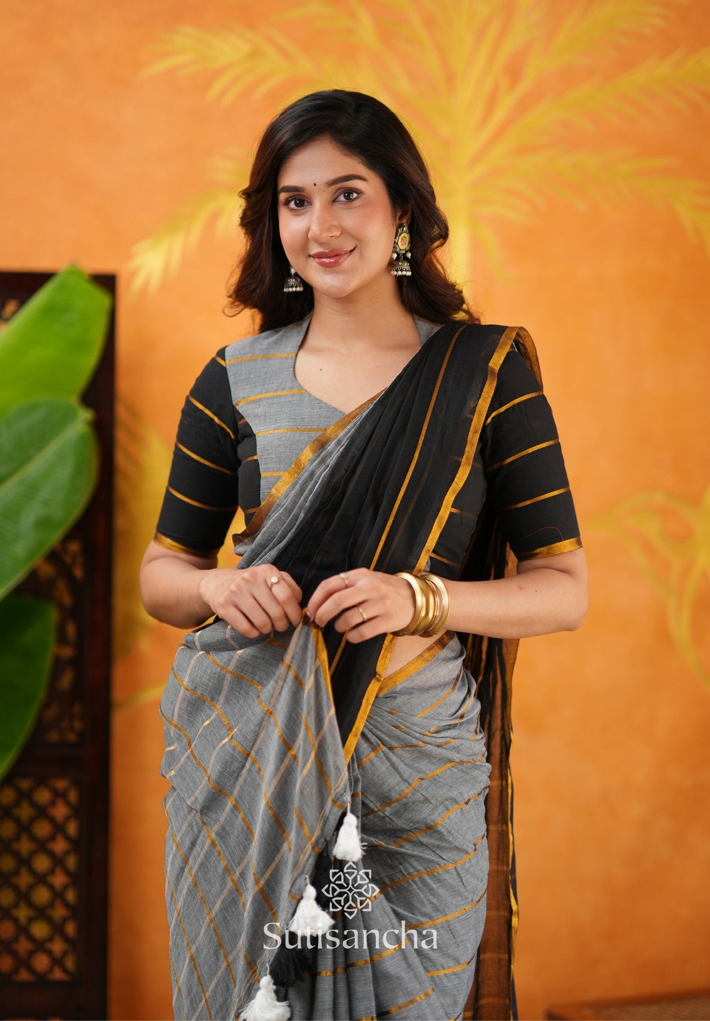 Dhiyona SS Urban Ethnic Mul Cotton Saree