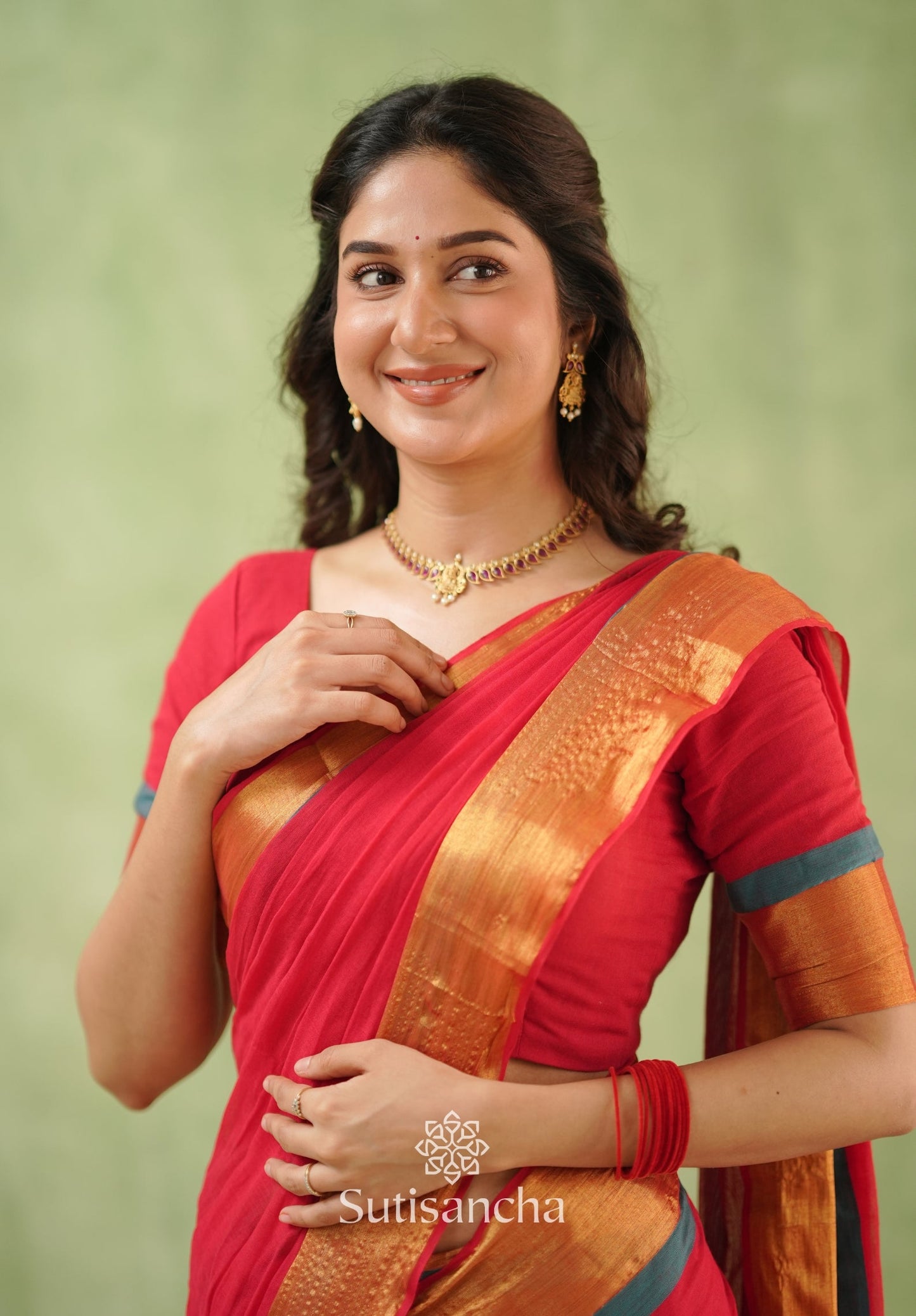Dhiyona SS Golden Edge Classic Mul Saree