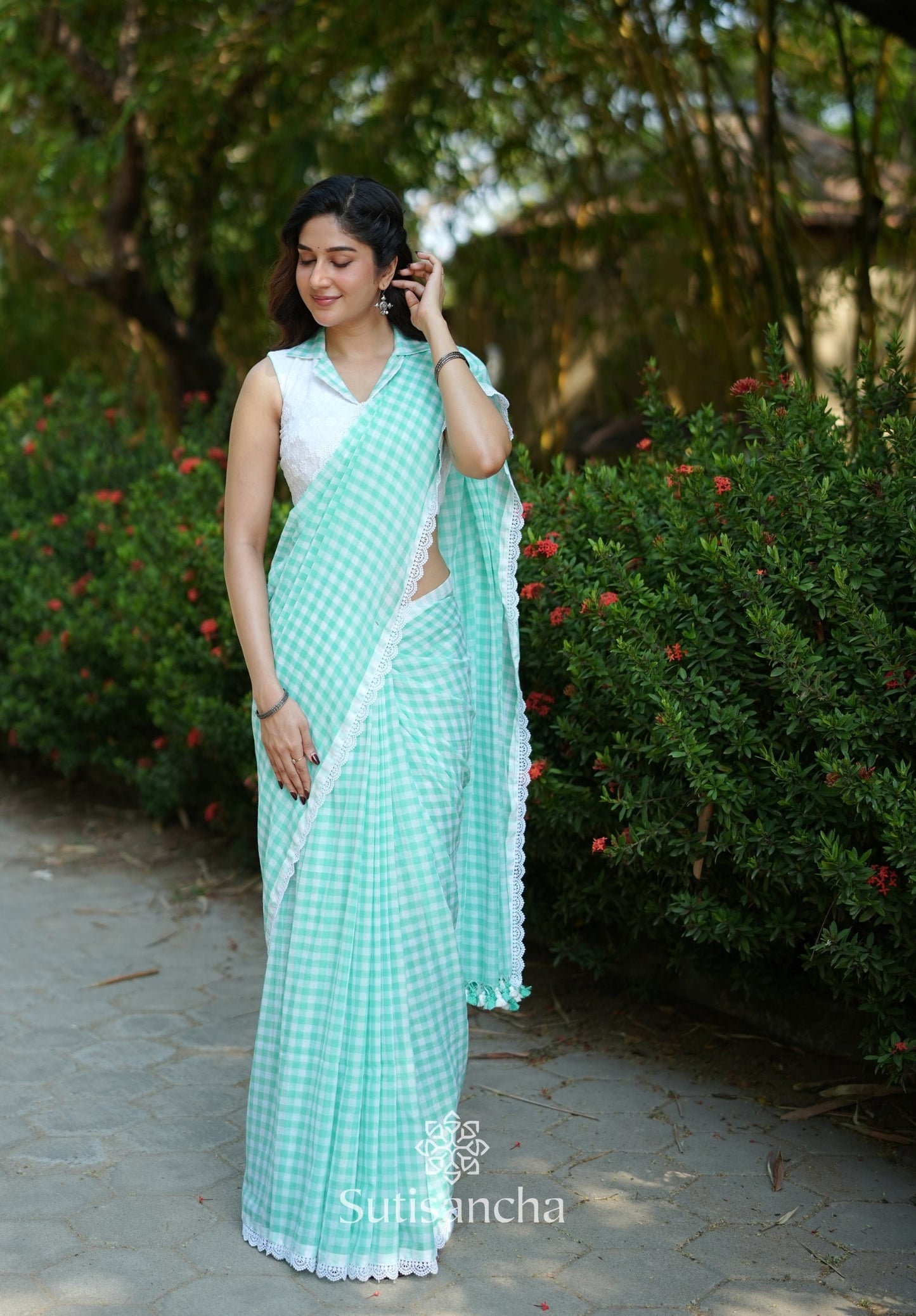 Dhiyona SS Summer Gingham Mul Cotton Saree
