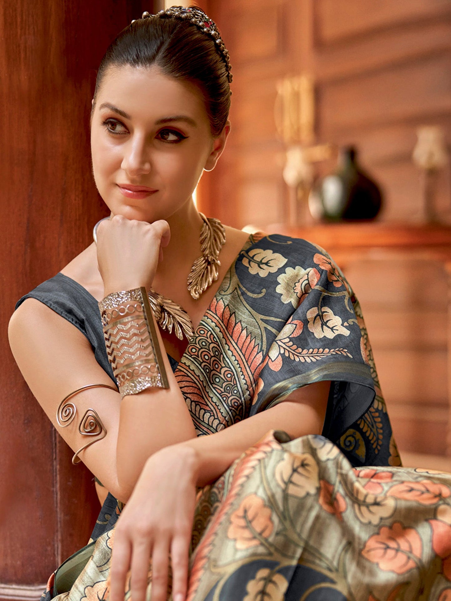 Women's Silk Blend Sea Green Printed Designer Saree With Blouse Piece