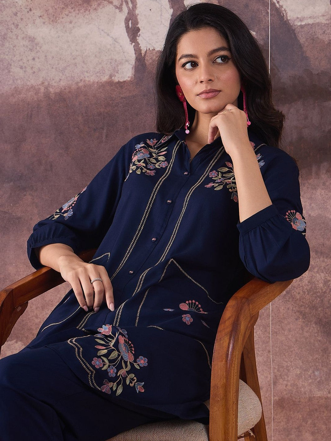 Floral Embroidered Thread Work Pure Cotton Kurta With Trousers