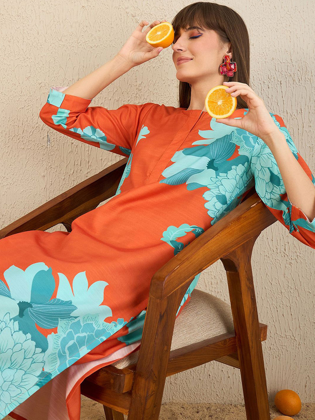 Floral Printed Straight Kurta With Trousers
