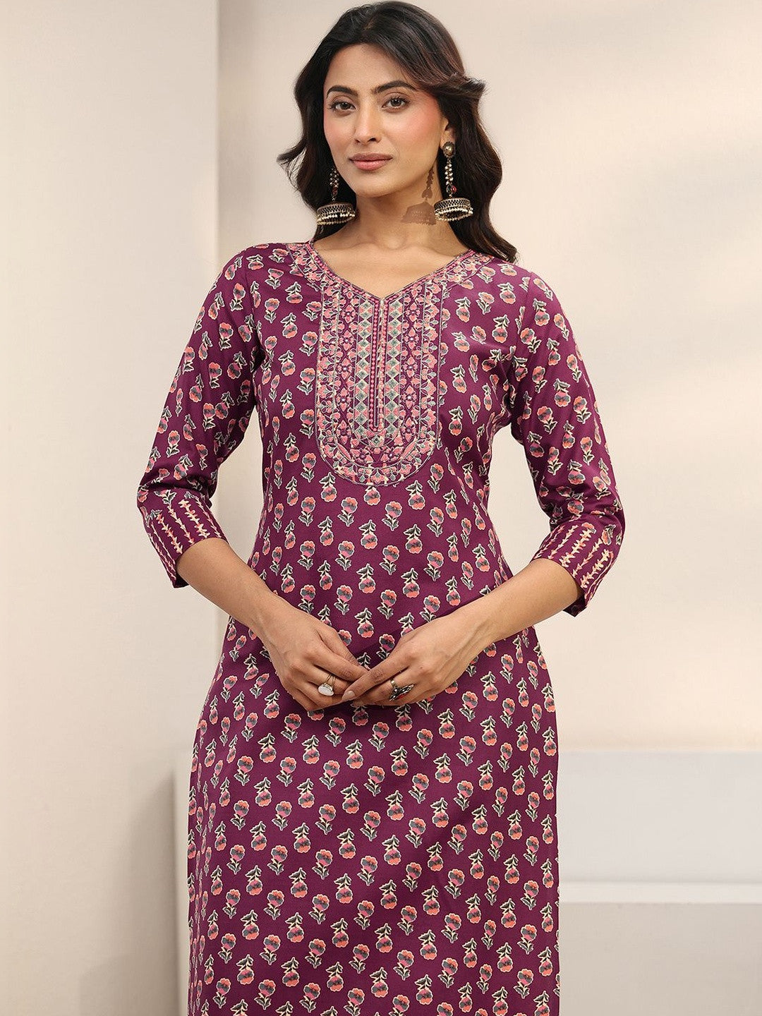 Women Floral Printed Regular Kurta with Trousers & With Dupatta