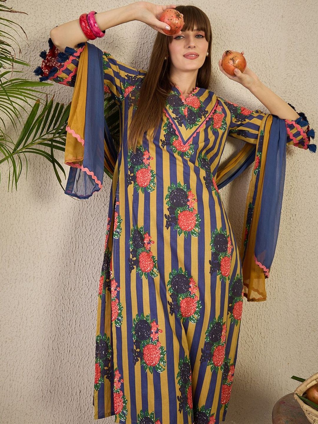 Women Printed Regular Pure Cotton Kurta with Trousers & With Dupatta