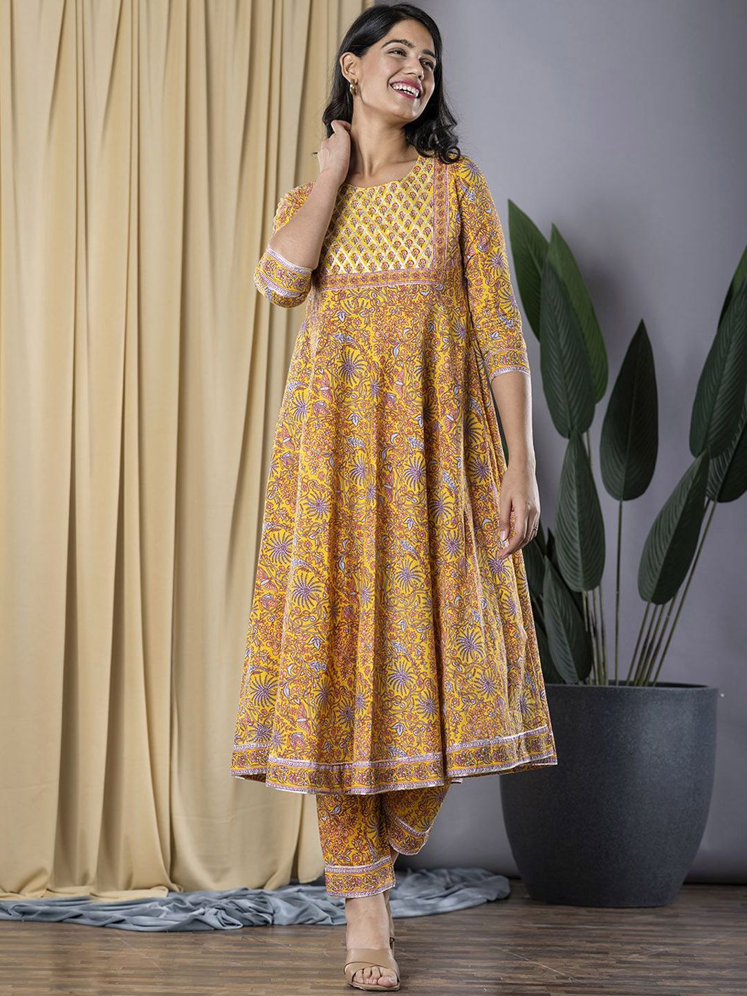Dhiyona KL Floral Printed Pure Cotton Anarkali Kurta with Trousers & Dupatta