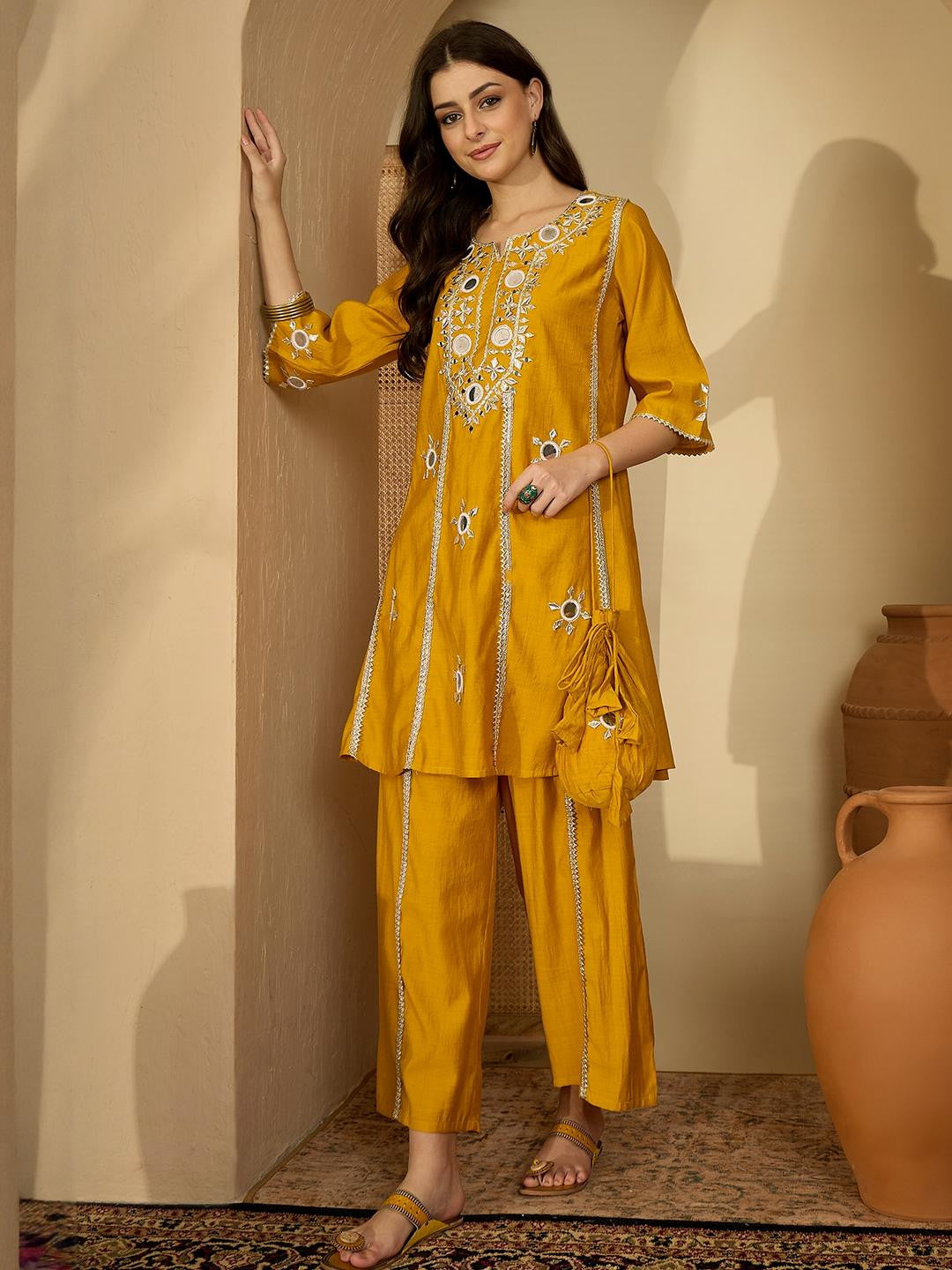 Women Floral Embroidered Regular Mirror Work Kurta with Palazzos
