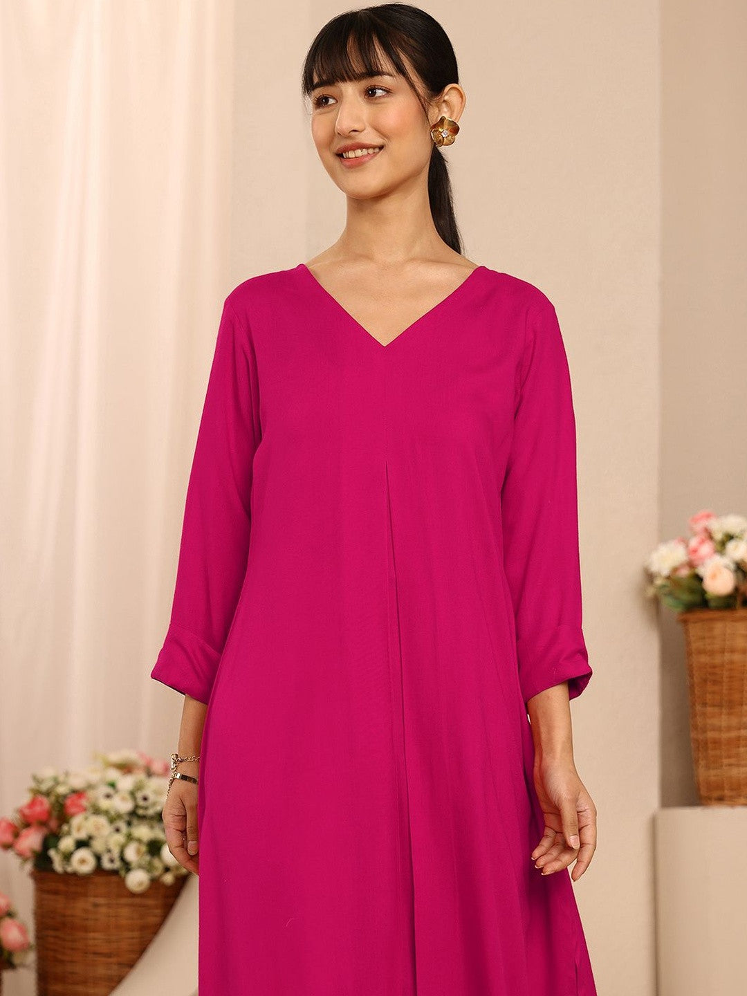 Women Pink Solid Viscose Rayon A-Line Kurta Set