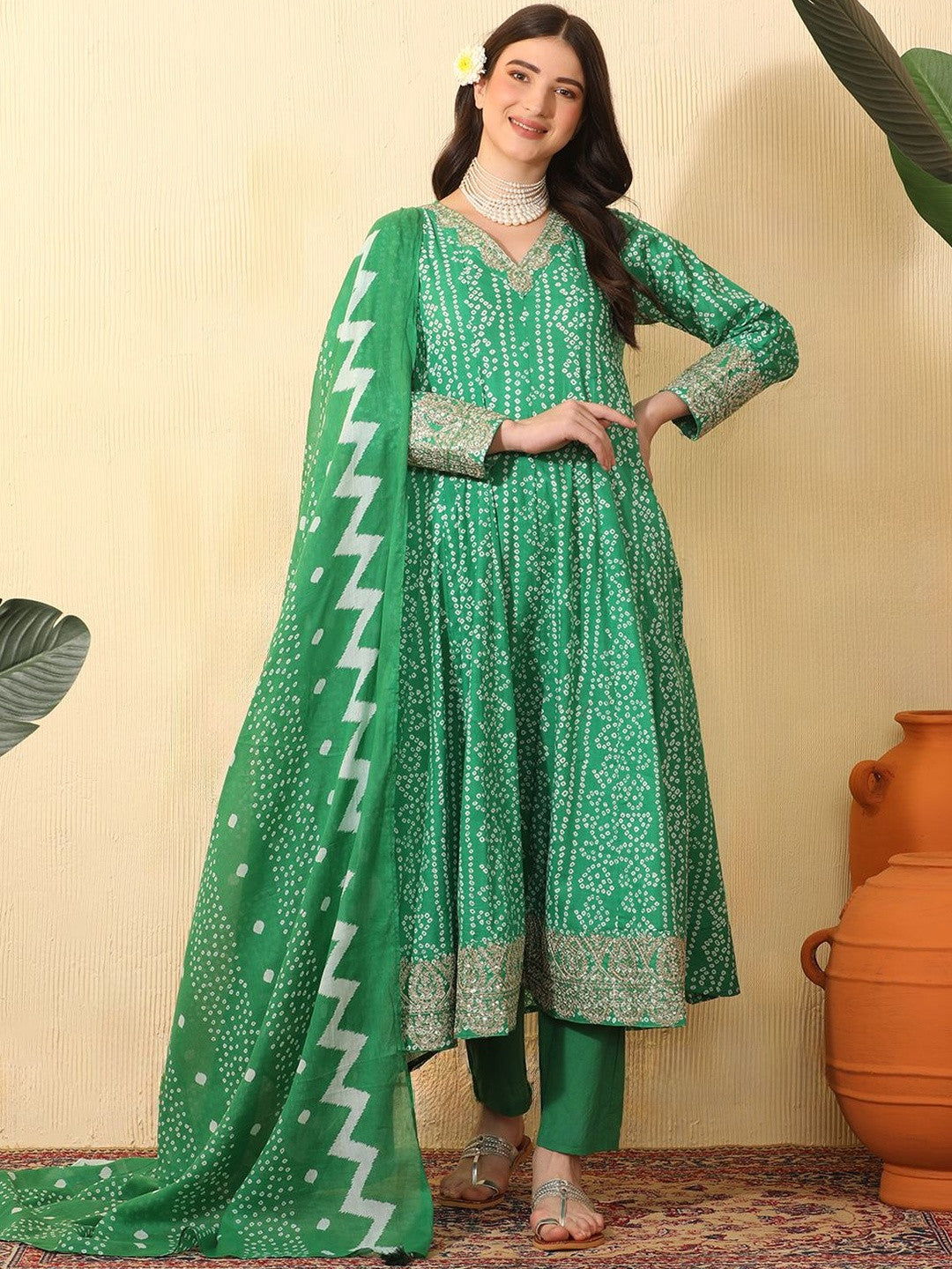 Women Bandhani Printed Empire Thread Work Pure Cotton Kurta with Trousers & With Dupatta