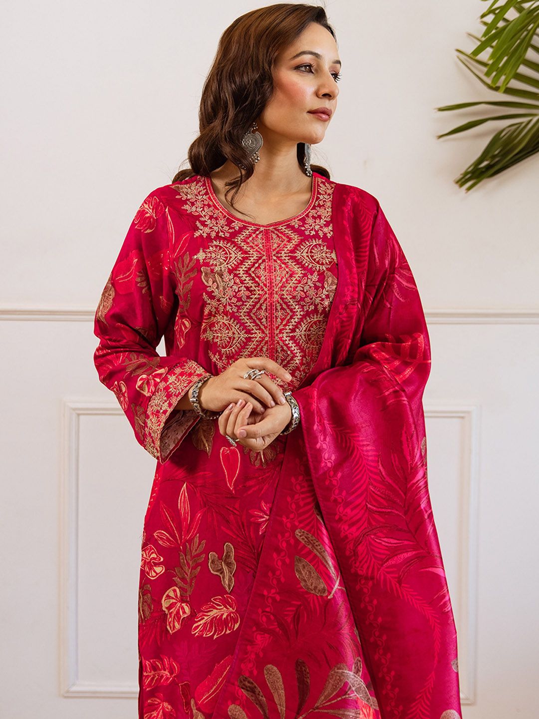 Dhiyona SN Floral Printed & Embroidered Straight Kurta & Sharara With Dupatta
