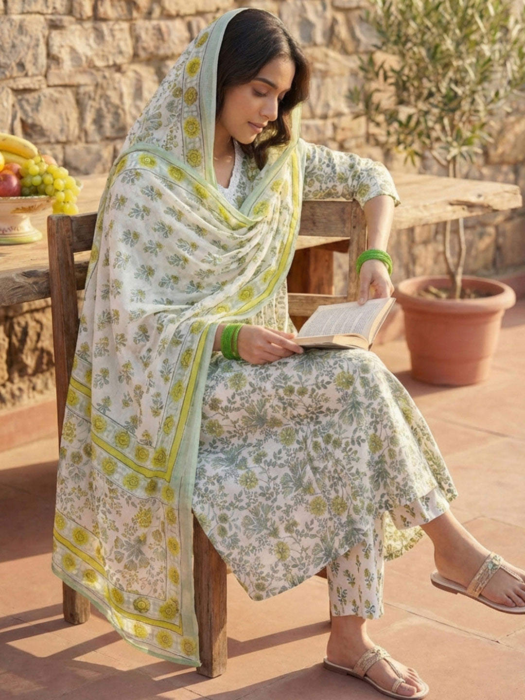 Women Floral Printed Regular Pure Cotton Kurta with Trousers & With Dupatta