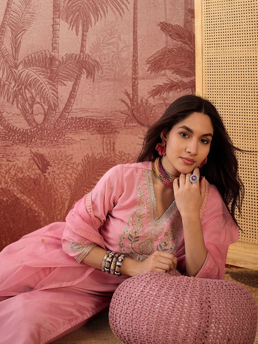 Dhiyona SN Embroidered V-Neck Kurta & Palazzos Kurta Set
