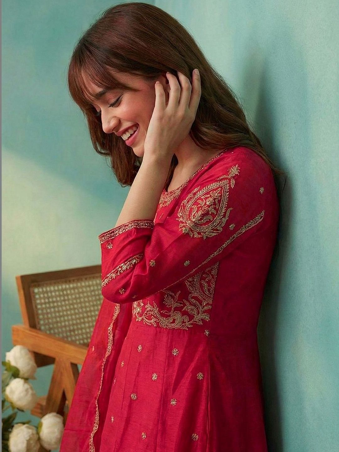 Dhiyona CH Women Ethnic Motifs Embroidered Regular Thread Work Kurta with Trousers & With Dupatta
